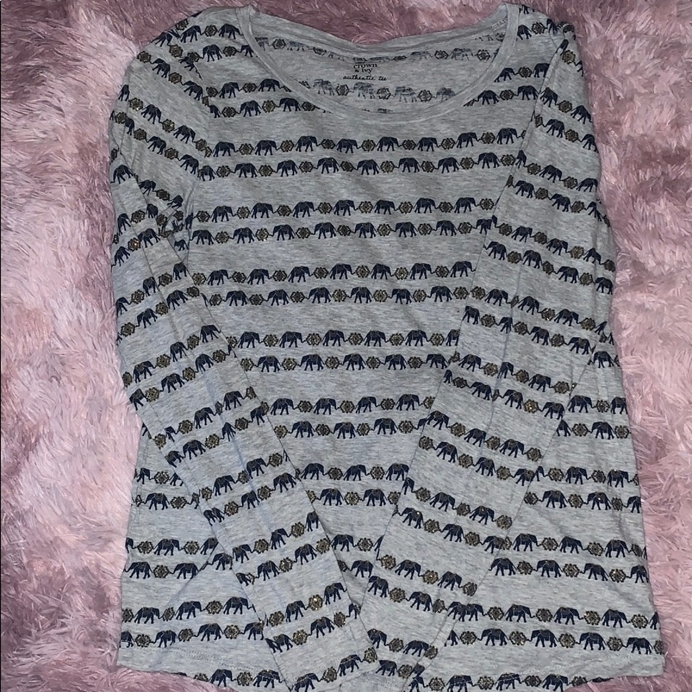 Crown & Ivy Tee